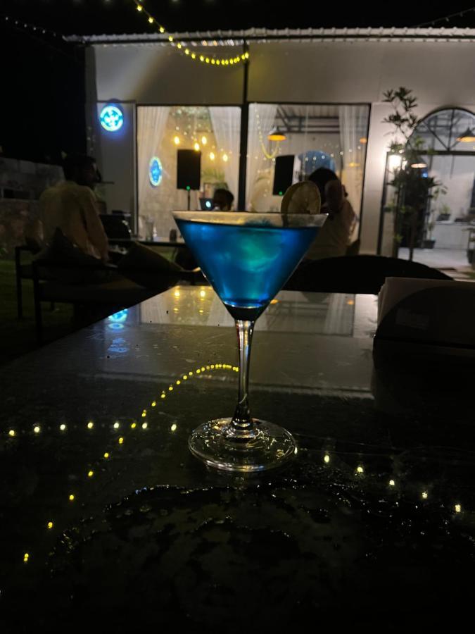 The Offbeat Lounge Hotel Udaipur Exterior photo